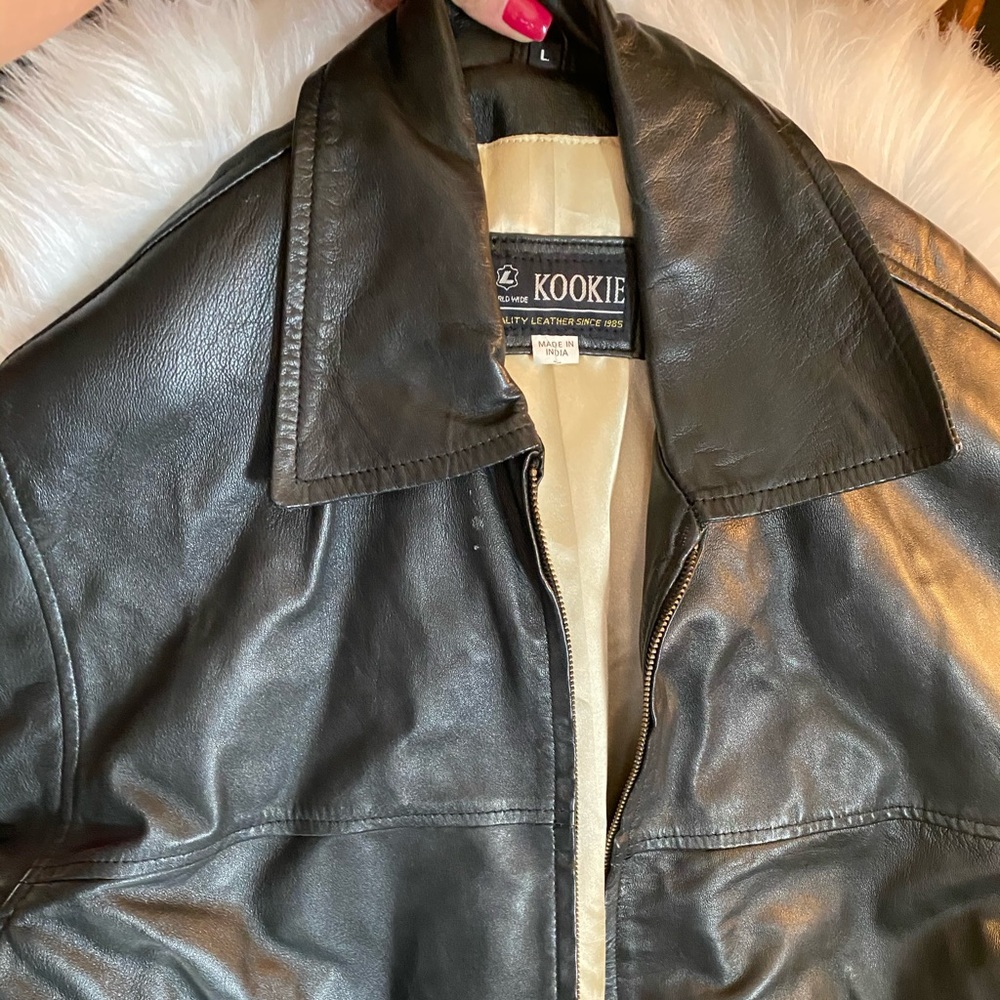 Men’s leather jacket size large